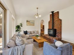 10 Ponting Dr, Warrnambool VIC 3280, Australia