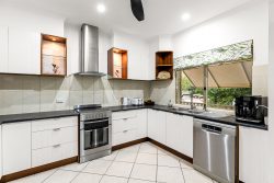 15 Howe Dr, Cable Beach WA 6726, Australia