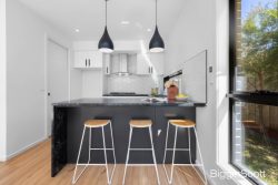 28 Metcalf Cres, Rowville VIC 3178, Australia