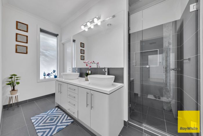 69 Inverell Pkwy, Tarneit VIC 3029, Australia