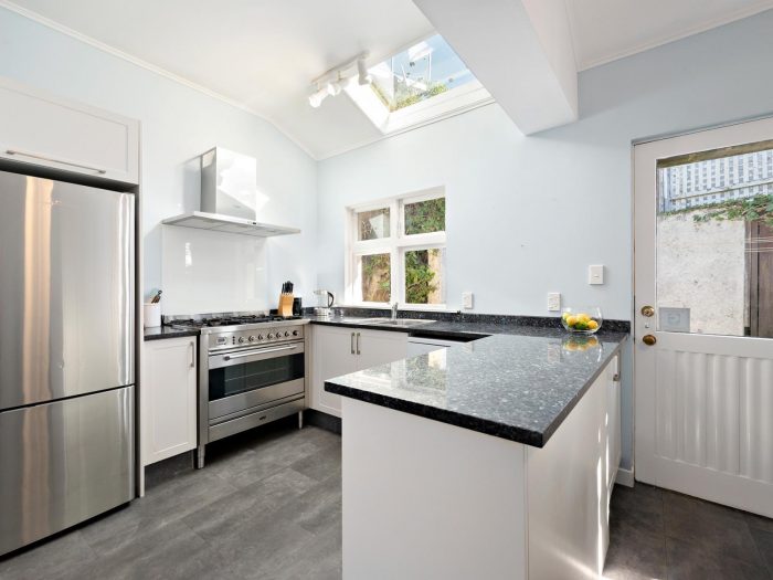 12 Roseneath Terrace, Roseneath, Wellington, 6011, New Zealand