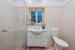 155 Waterfall Gully Rd, Waterfall Gully SA 5066, Australia
