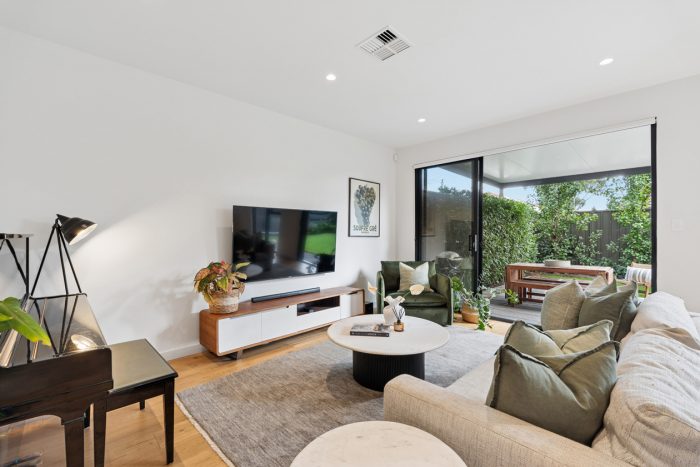 33 Lomandra Ave, Glenside SA 5065, Australia