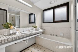33 Tudawali Cres, Wheelers Hill VIC 3150, Australia