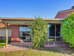 Unit 2/14 Louisa St, Morphett Vale SA 5162, Australia