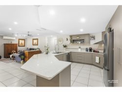 11 Treefern Terrace, Frenchville QLD 4701, Australia