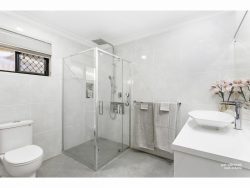 11 Treefern Terrace, Frenchville QLD 4701, Australia