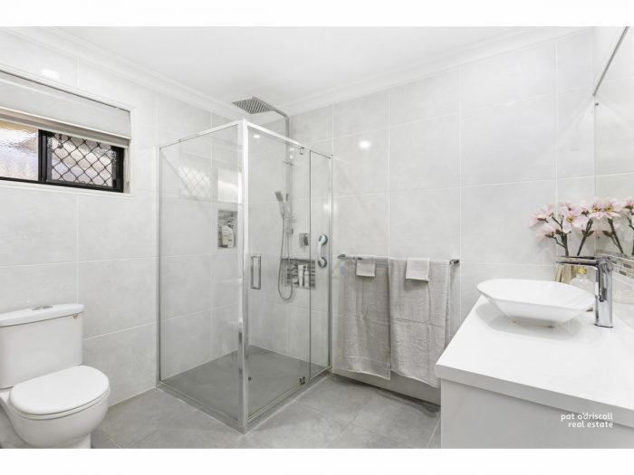 11 Treefern Terrace, Frenchville QLD 4701, Australia