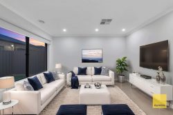18 Mel Ave, Tarneit VIC 3029, Australia