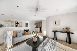 2 Nugent Cl, Jerrabomberra NSW 2619, Australia