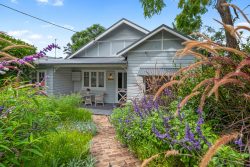71 Old Bells Line of Rd, Kurrajong NSW 2758, Australia