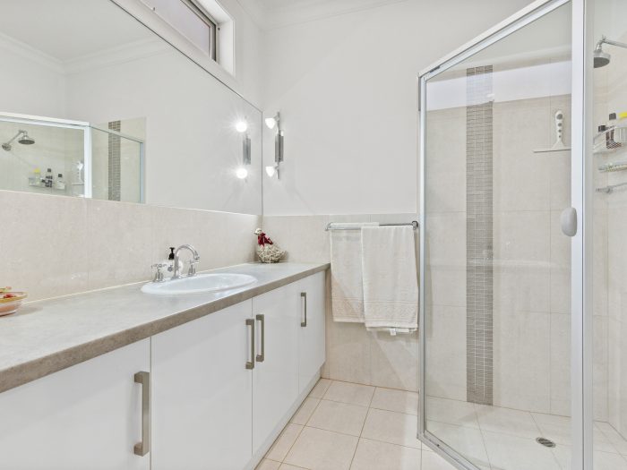 318 Pimpala Rd, Woodcroft SA 5162, Australia