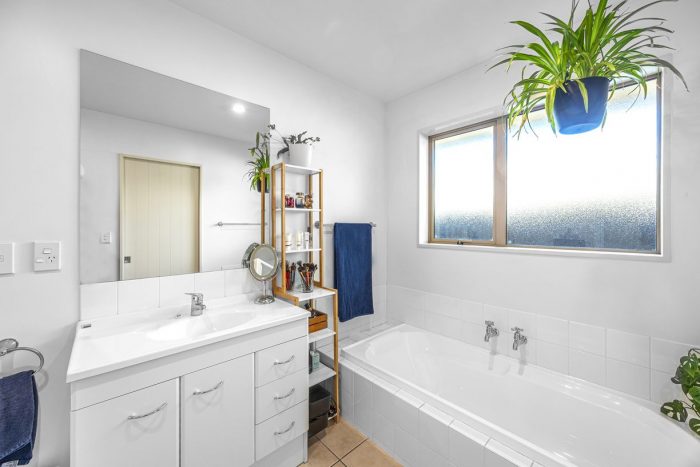24A Silvester Street, Woolston, Christchurch City, Canterbury, 8023, New Zealand