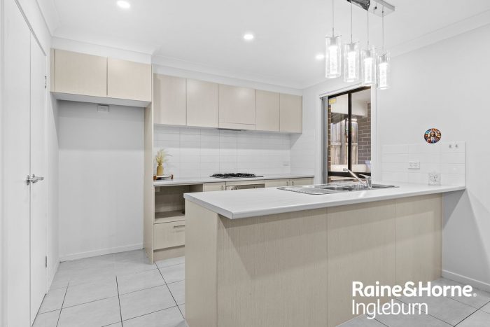 27 O’Loughlan St, Bardia NSW 2565, Australia