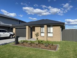 6 Quintero Cl, Heddon Greta NSW 2321, Australia