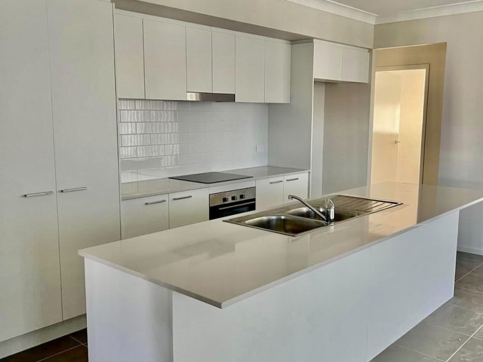 6 Quintero Cl, Heddon Greta NSW 2321, Australia