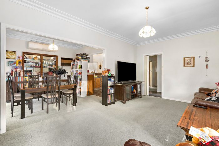 3 Radio St, Maidstone VIC 3012, Australia