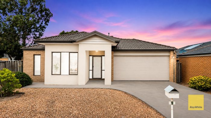 9 Riley Terrace, Tarneit VIC 3029, Australia
