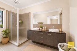 9 Riley Terrace, Tarneit VIC 3029, Australia
