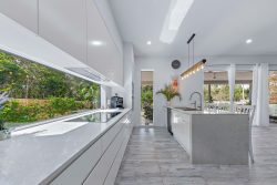 28 St James Dr, Jubilee Pocket QLD 4802, Australia