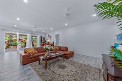 28 St James Dr, Jubilee Pocket QLD 4802, Australia