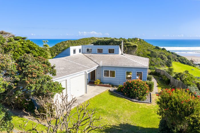 28 Kelly Street, Baylys Beach, Kaipara, Northland, 0377, New Zealand