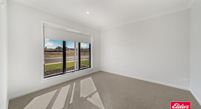 44 St Brigids Cct, Dubbo NSW 2830, Australia