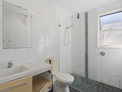 62 St Clair St, Bonnells Bay NSW 2264, Australia