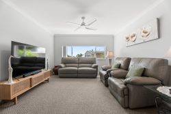1-3 Craigslee Ct, Craignish QLD 4655, Australia