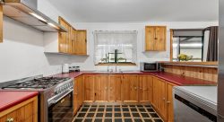 6 The Crescent, Nuriootpa SA 5355, Australia
