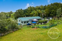 14 Woodland Road, Maungaturoto, Kaipara, Northland, 0588, New Zealand