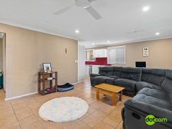 21 Wallarah Rd, Gorokan NSW 2263, Australia