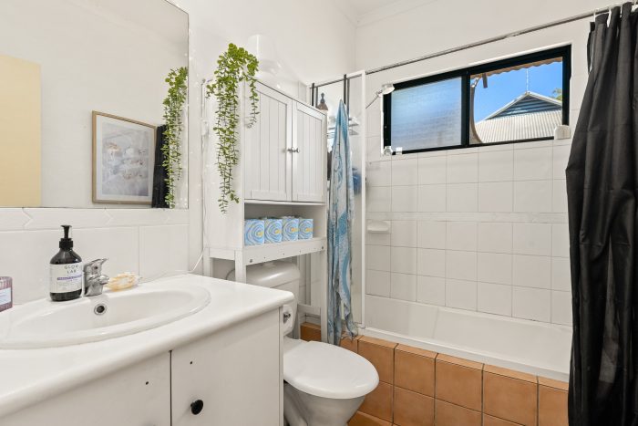 Unit 7/3 Whimbrel St, Djugun WA 6725, Australia