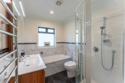 15A Kitchener Square, Highfield, Timaru, Canterbury, 7910, New Zealand