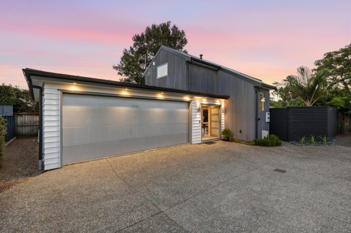 24A Rama Road, Point Chevalier, Auckland, 1022, New Zealand