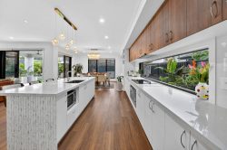 18 Finke St, South Ripley QLD 4306, Australia