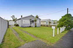 14 Leicester Street, Patea, South Taranaki, Taranaki, 4520, New Zealand