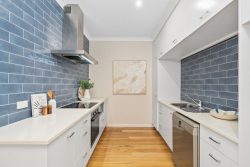 94 Fairscene Cres, Avoca Beach NSW 2251, Australia
