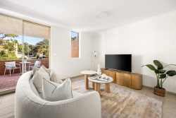Unit 1B/90 Mount St, Coogee NSW 2034, Australia
