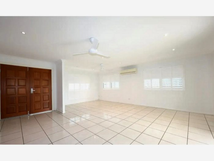 12 Mitchell Ct, Gracemere QLD 4702, Australia