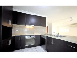 12 Mitchell Ct, Gracemere QLD 4702, Australia