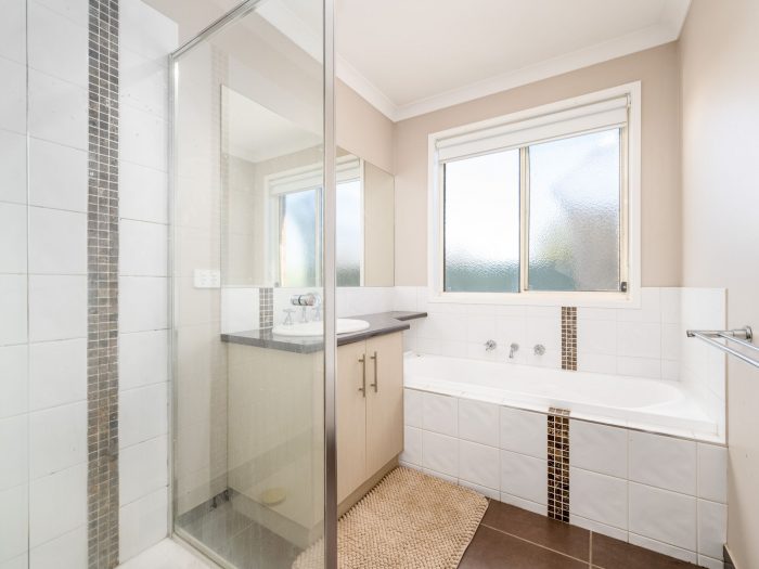 1 Bramley Ct, Mooroopna VIC 3629, Australia