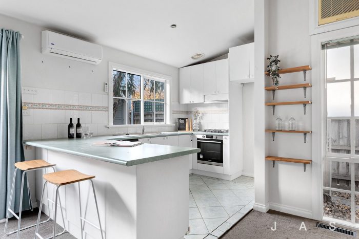 12 Buckingham St, Footscray VIC 3011, Australia