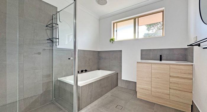 9 Chaplin St, Castletown WA 6450, Australia