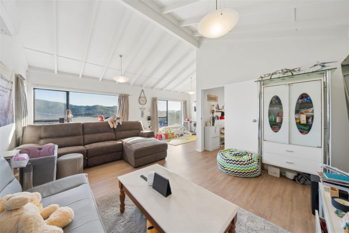 56 Chesterton St, Johnsonville, Wellington, 6037, New Zealand