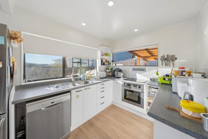 56 Chesterton St, Johnsonville, Wellington, 6037, New Zealand