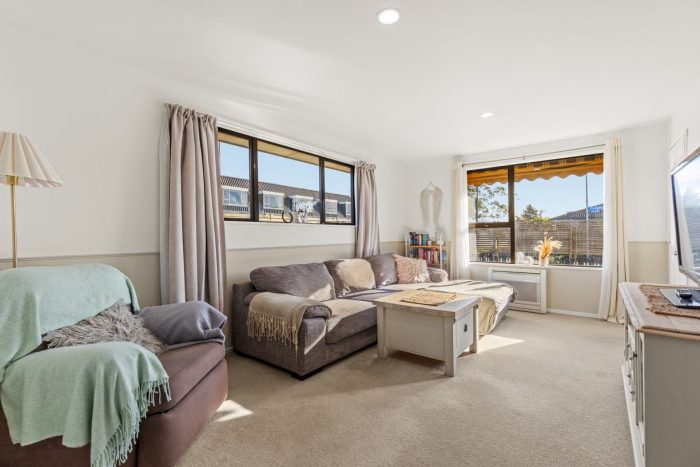 2/2 McHaffies Place, Wainoni, Christchurch City, Canterbury, 8061, New Zealand