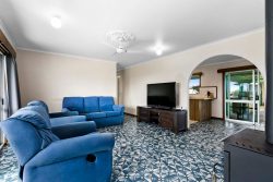 29 Curlew Terrace, River Heads QLD 4655, Australia