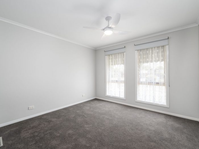 Unit 1/17 Dampier Ave, Shepparton VIC 3630, Australia