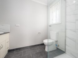 Unit 1/17 Dampier Ave, Shepparton VIC 3630, Australia